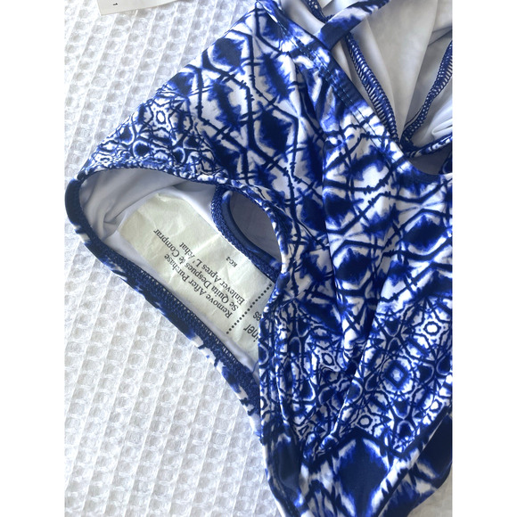 NWT La Blanca Swimsuit Size 6 One Piece Blue Oasis Tummy Control New with Tags - Picture 7 of 8